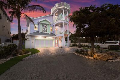 112 Mangrove Avenue, House other with 4 bedrooms, 4 bathrooms and null parking in Anna Maria FL | Image 2