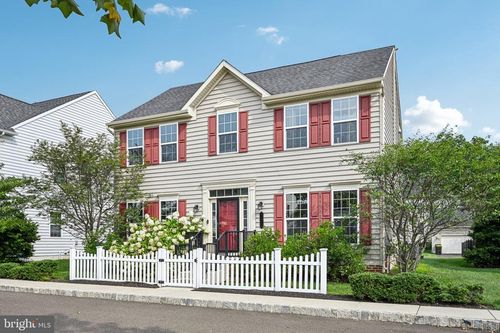 3688 Christopher Day Rd, DOYLESTOWN, PA, 18902-9194 | Card Image