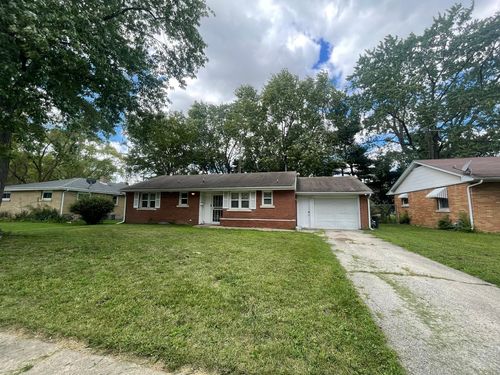 535 N Webster Cir E, Kankakee, IL, 60901-2750 | Card Image