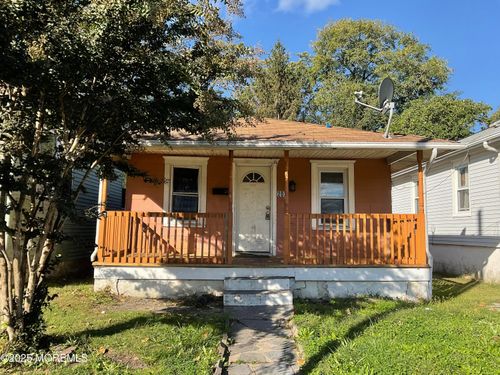 207 Drummond Ave, Neptune, NJ, 07753-4713 | Card Image