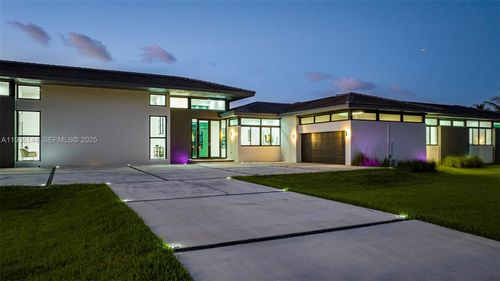 11911 Nw 2nd St, Plantation, FL, 33325-2409 | Card Image