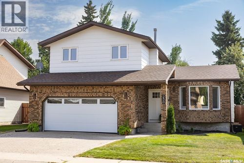 230 Hogg Way, Saskatoon, SK, S7N3W1 | Card Image