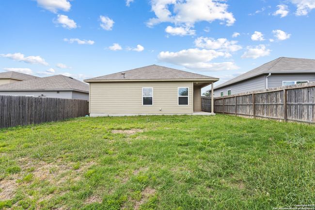 7175 Lunar Eclipse, House other with 3 bedrooms, 2 bathrooms and null parking in Converse TX | Image 25