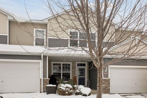 unit-b-1650 White Pine Way, Carver, MN, 55315-4575 | Card Image