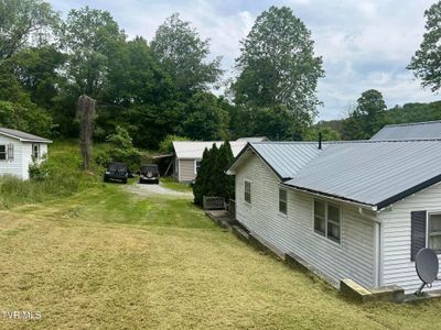 1533 Dawson Avenue, House other with 3 bedrooms, 1 bathrooms and null parking in Big Stone Gap VA | Image 3