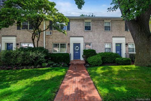 3-24-b-3 N. Lewis Place, Hempstead, NY, 11570 | Card Image