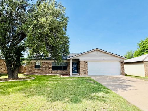 1569 Clayton St, San Angelo, TX, 76903-7669 | Card Image