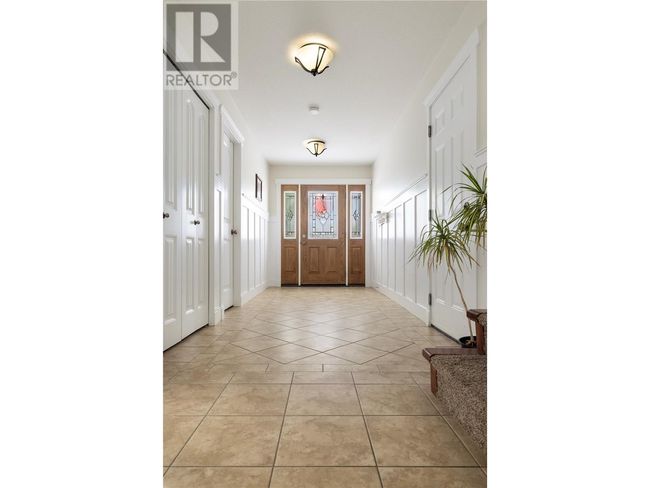 3914 Hornby Terr, House other with 5 bedrooms, 3 bathrooms and 6 parking in Armstrong BC | Image 6