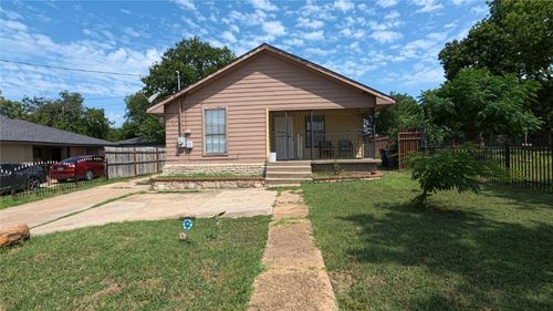 1441 Oakley Ave, Dallas, TX, 75216-5306 | Card Image