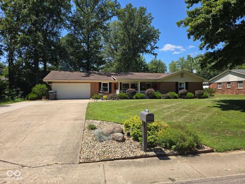 450 Mutton Creek Dr, Seymour, IN, 47274-4043 | Card Image