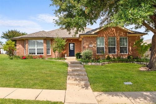 2760 Mccormick Ct, Rockwall, TX, 75032-7413 | Card Image