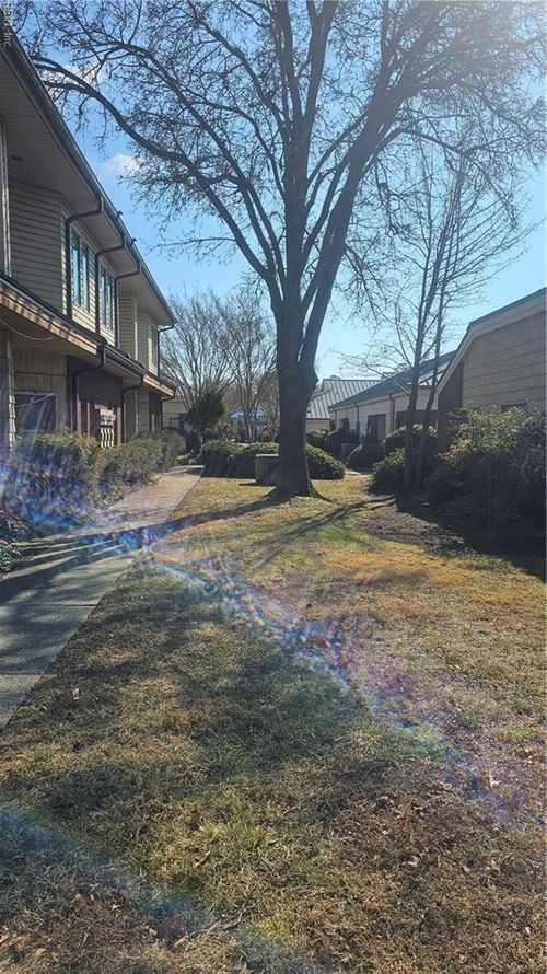 2e-11747 Jefferson Avenue, Newport News, VA, 23606 | Card Image