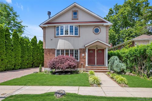 245-47 60th Ave, Douglaston, NY, 11362 | Card Image