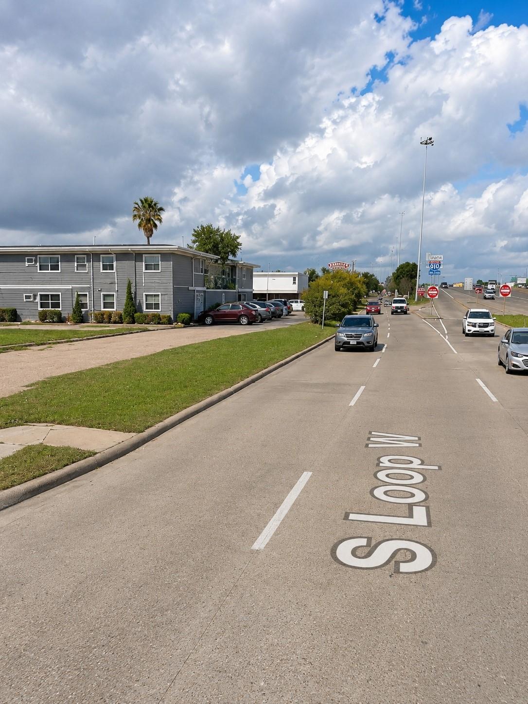 Land in Houston 4