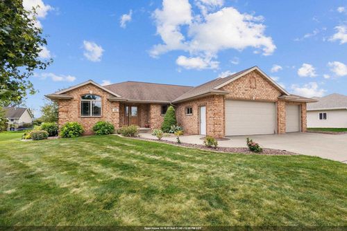 192 Whimbrel Court, Pulaski, WI, 54162 | Card Image