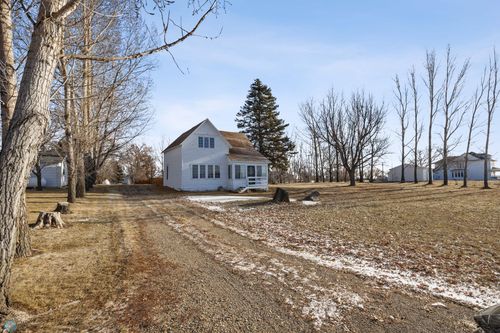 1108 5th St, Wheatland, ND, 58079-4008 | Card Image