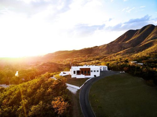 KM 0.7 Pr-551, JUANA DIAZ, PR, 00795 | Card Image