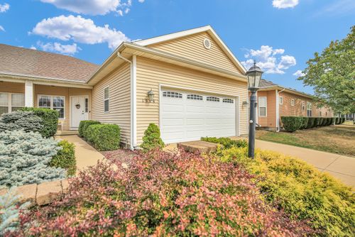 1504-1504 Stonebluff Ct, Champaign, IL, 61822-2409 | Card Image