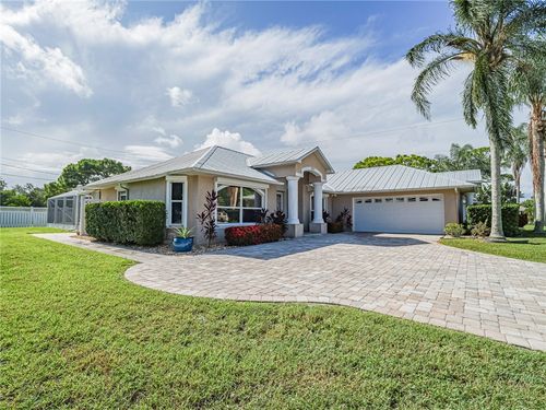 105 Day Dr, SEBASTIAN, FL, 32958-6937 | Card Image