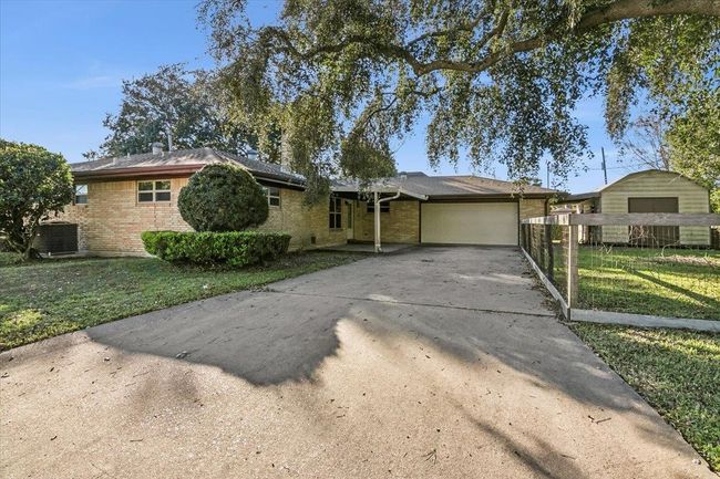 640 Cactus St, House other with 3 bedrooms, 2 bathrooms and null parking in Bridge City TX | Image 30