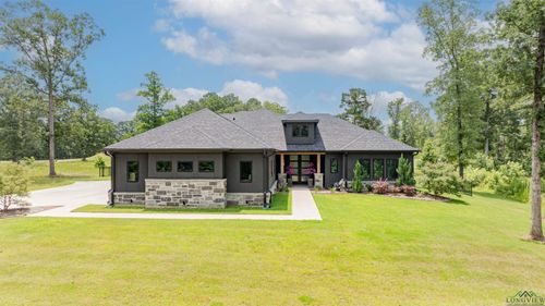 145 Hogan Ct, Gladewater, TX, 75647-5220 | Card Image