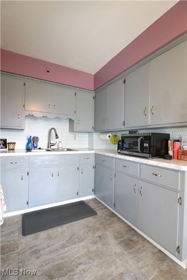 1111 Erie St, House other with 3 bedrooms, 2 bathrooms and null parking in Sandusky OH | Image 8