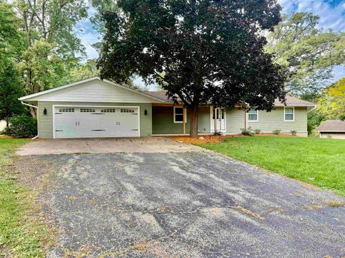 12 Old Corduroy Cir, LENA, IL, 61048-9569 | Card Image