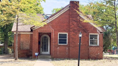 3210 Culver St, Dallas, TX, 75223-2418 | Card Image