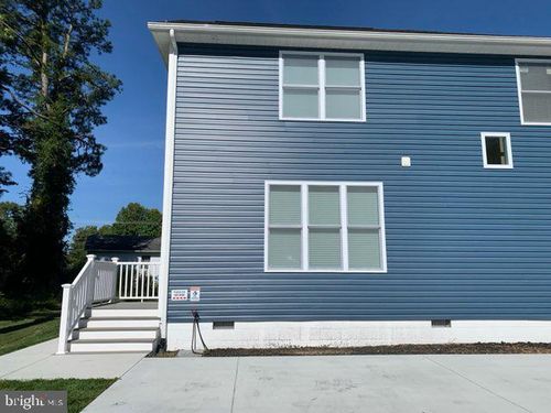 8 New Castle Ct, OCEAN VIEW, DE, 19970-9775 | Card Image