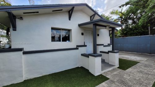 0-228 Nw 35th St, Miami, FL, 33127-3439 | Card Image