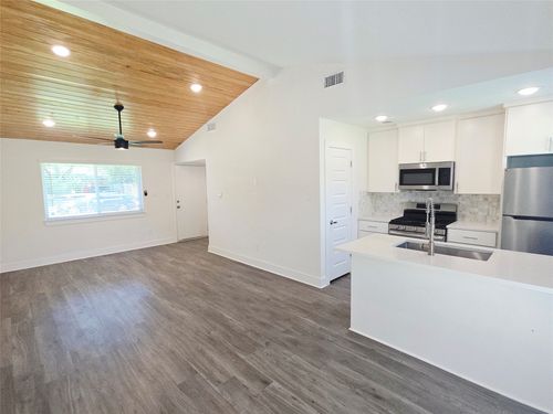 6103 Calmar Cv, Austin, TX, 78721-3401 | Card Image