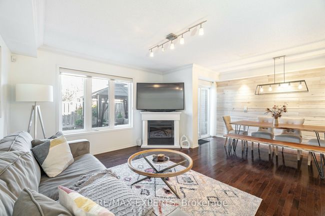 29 Delight Way, House attached with 3 bedrooms, 3 bathrooms and 1 parking in Whitby ON | Image 16