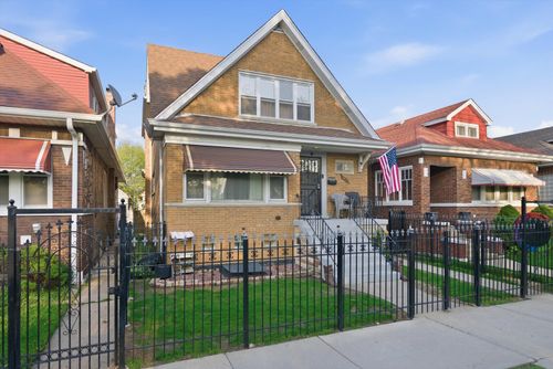 5433 S Homan Ave, Chicago, IL, 60632-3220 | Card Image