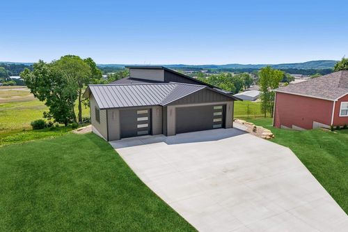 2158 Eastridge Cir, Reedsburg, WI, 53959-2579 | Card Image