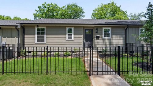 a-3320 Boyd St, Charlotte, NC, 28208-3106 | Card Image