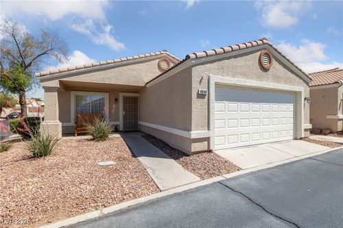 4940 Mascaro Dr, Las Vegas, NV, 89122-8106 | Card Image