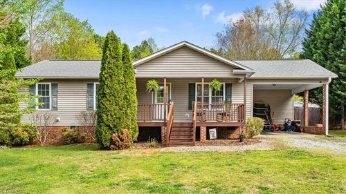 4620 Beau Ct, Trinity, NC, 27370-7255 | Card Image
