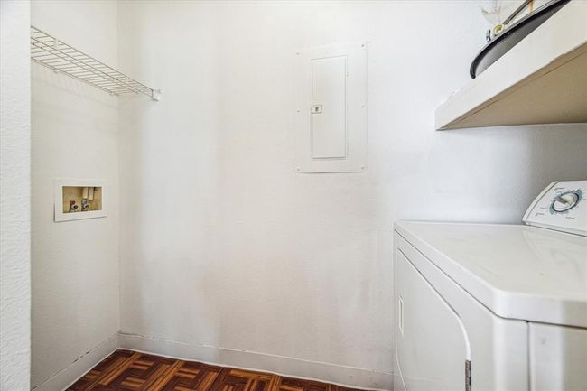 UNIT-2710 - 3505 Sage Rd, Condo with 2 bedrooms, 2 bathrooms and null parking in Houston TX | Image 17