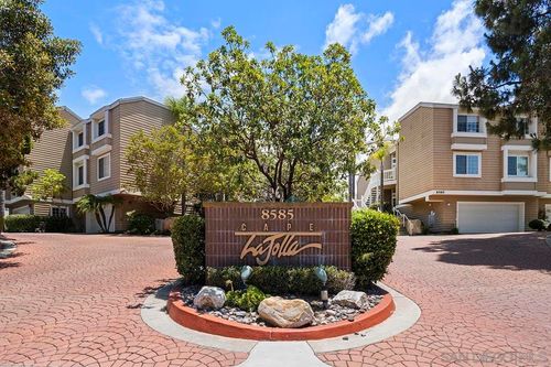 unit-42-8585 Via Mallorca, La Jolla, CA, 92037 | Card Image
