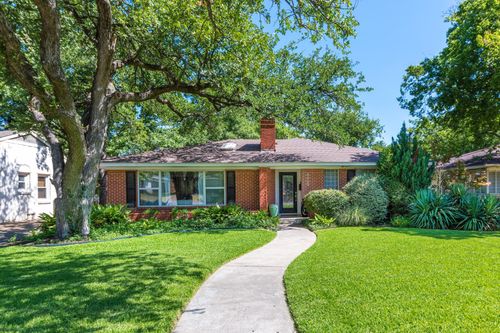 6803 Blessing Dr, Dallas, TX, 75214-2546 | Card Image