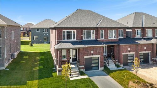 22 Autumn Dr, Wasaga Beach, ON, L9Z0K7 | Card Image