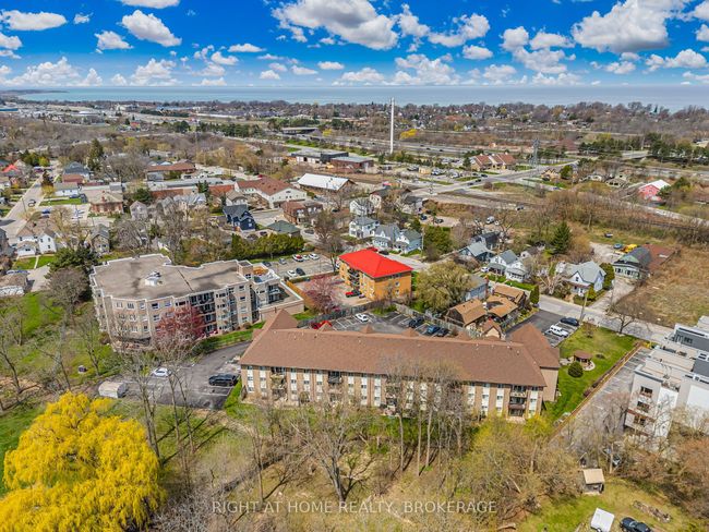 102 - 20 John St, Condo with 2 bedrooms, 1 bathrooms and 3 parking in Grimsby ON | Image 33