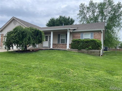 4507 Cambrook Dr, Saint Charles, MO, 63304-8713 | Card Image