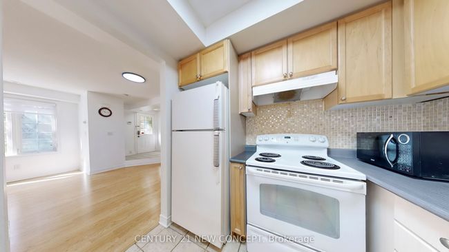 2 - 45 Cedarcroft Blvd, Condo with 3 bedrooms, 3 bathrooms and 1 parking in North York ON | Image 12