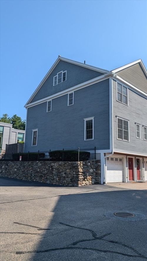 unit-1-894 Main St, Wakefield, MA, 01880-3937 | Card Image