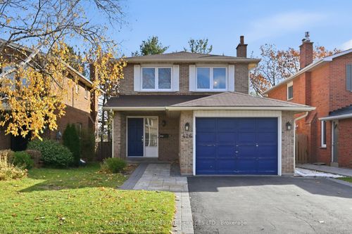 426 Parkridge Cres, Oakville, ON, L6M1B2 | Card Image