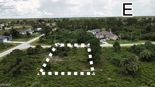 752 Gallo Ave S, Lehigh Acres, FL, 33974-5738 | Card Image