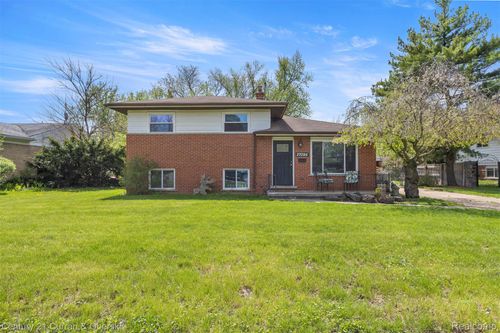 27095 Colgate Street, Inkster, MI, 48141 | Card Image