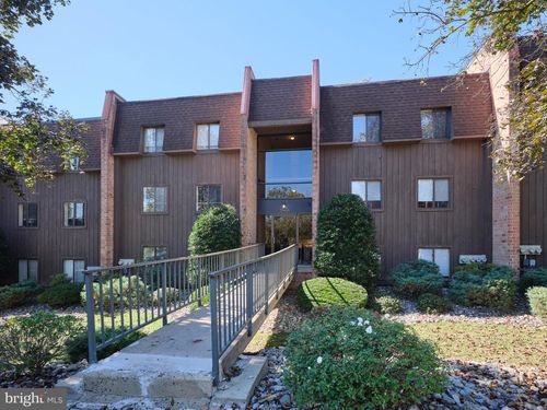 56 Hermitage Dr, NEW HOPE, PA, 18938-1055 | Card Image