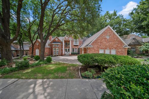 2622 Woods Ln, Garland, TX, 75044-2806 | Card Image
